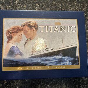 James Cameron's Titanic Collector's Edition VHS Box Set - VGUC